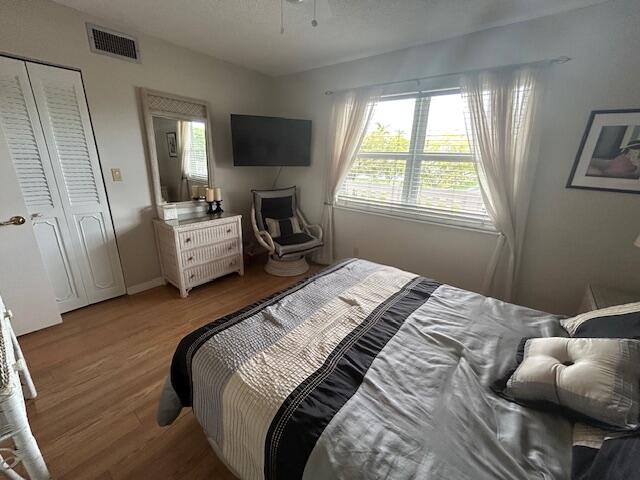 MEADOWBROOK LAKES CONDO - Residential