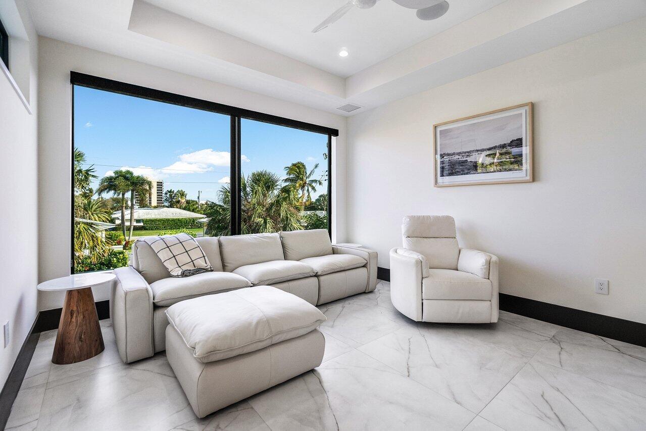 SEA VIEW RIDGE - Residential