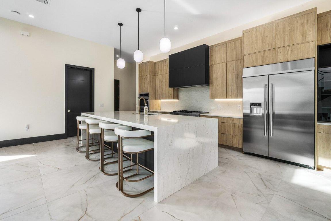 SEA VIEW RIDGE - Residential