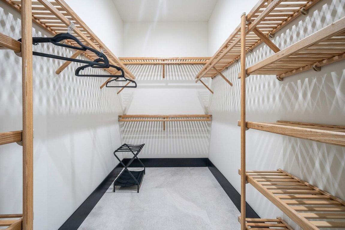 SEA VIEW RIDGE - Residential