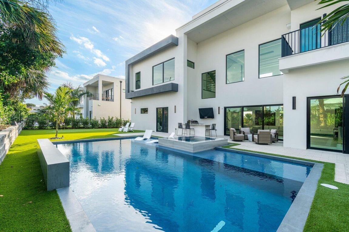 SEA VIEW RIDGE - Residential