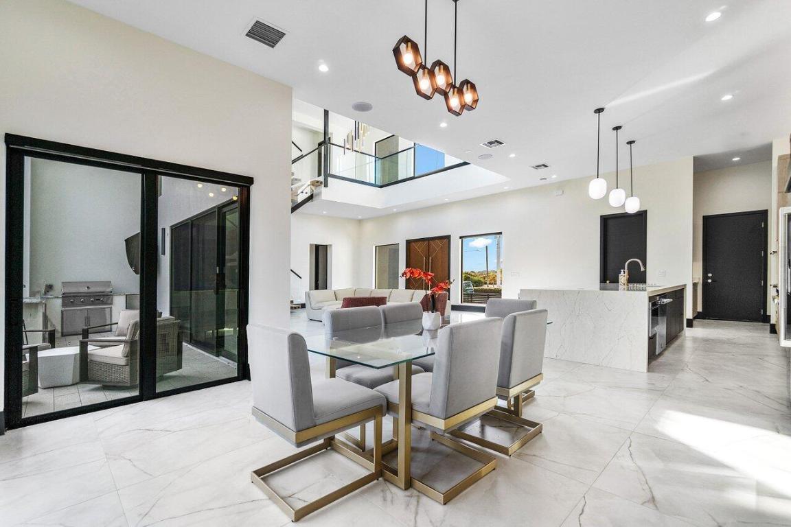 SEA VIEW RIDGE - Residential