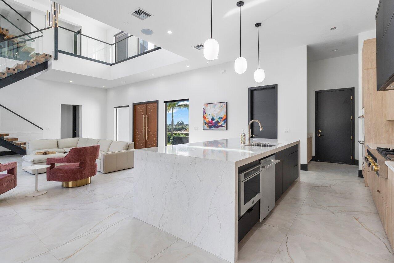 SEA VIEW RIDGE - Residential