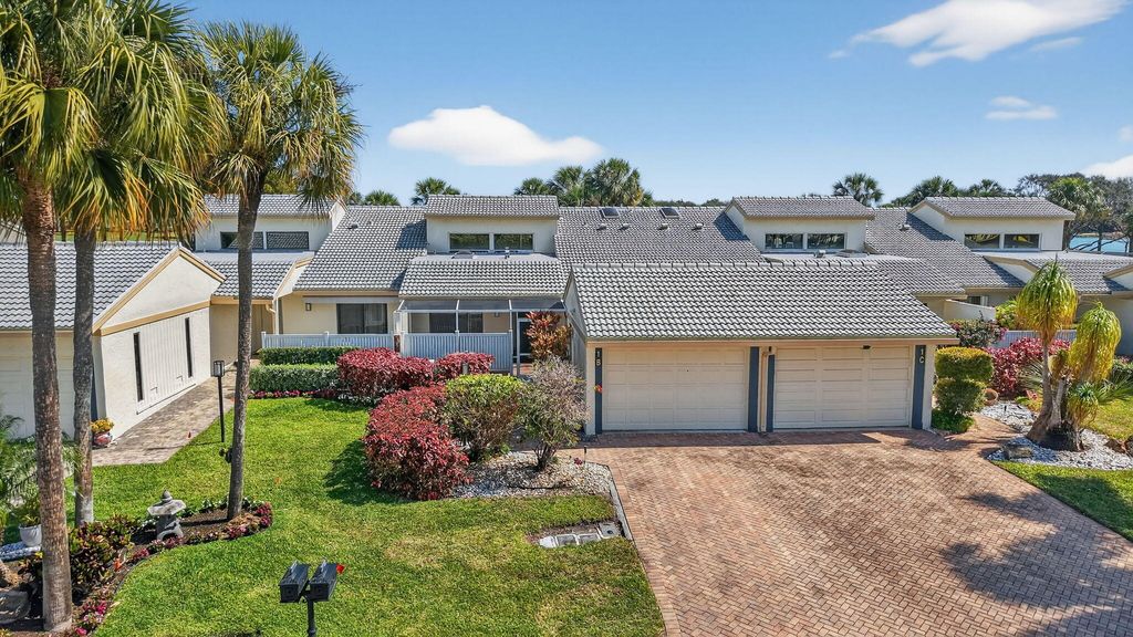 Photo of 1 Eastgate Drive #B, Boynton Beach, FL 33436 (MLS # R11166633)