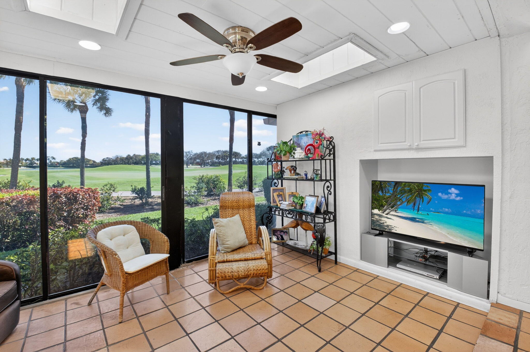 EASTGATE II AT HUNTERS RUN CONDO - Residential