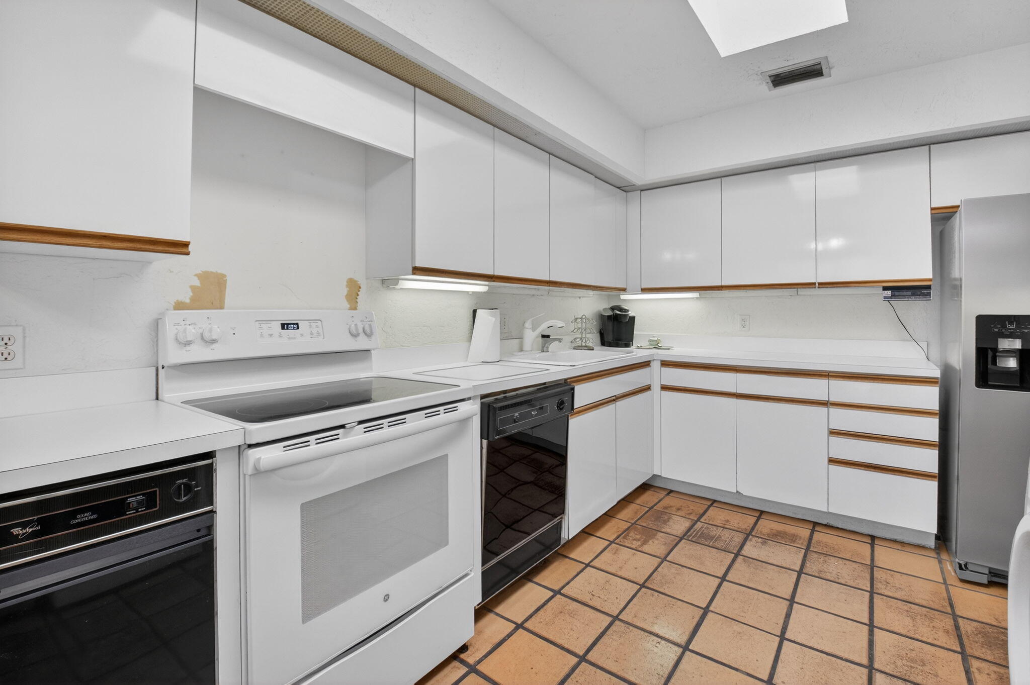 EASTGATE II AT HUNTERS RUN CONDO - Residential