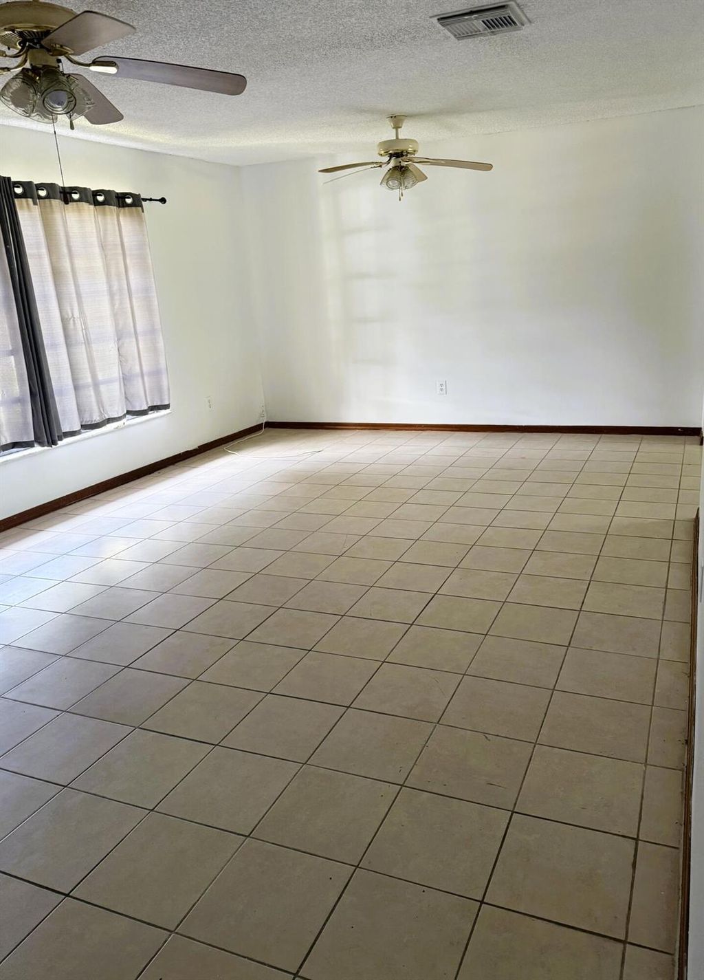 Photo of 8301 Kenwood Road, Fort Pierce, FL 34951 (MLS # R11117749)