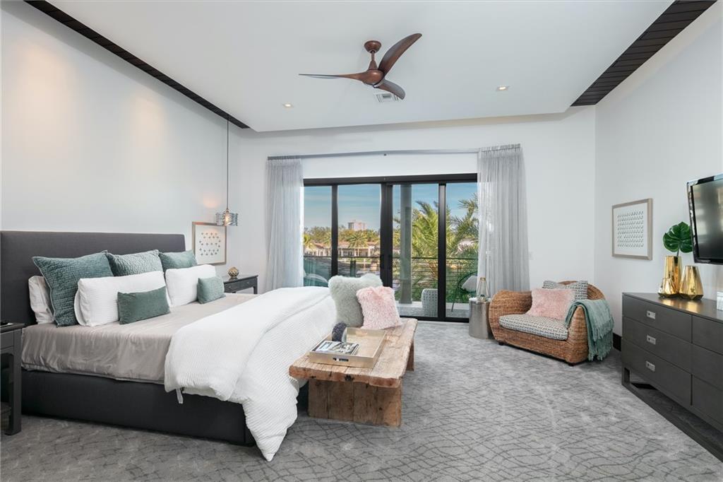 BAY COLONY - Residential