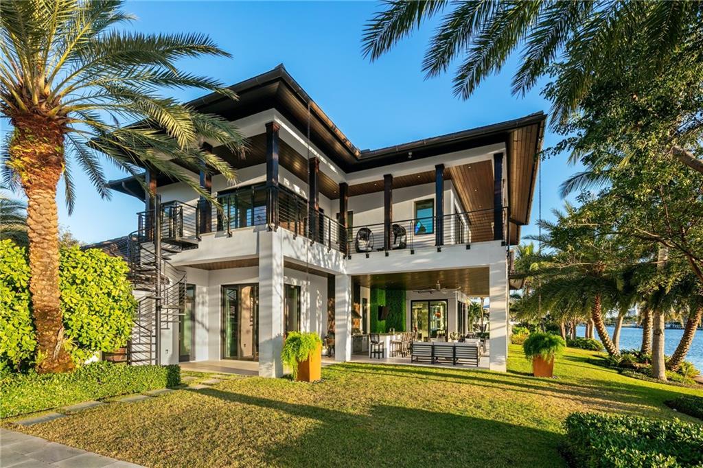 BAY COLONY - Residential