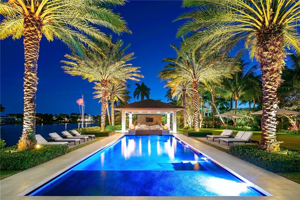 BAY COLONY - Residential