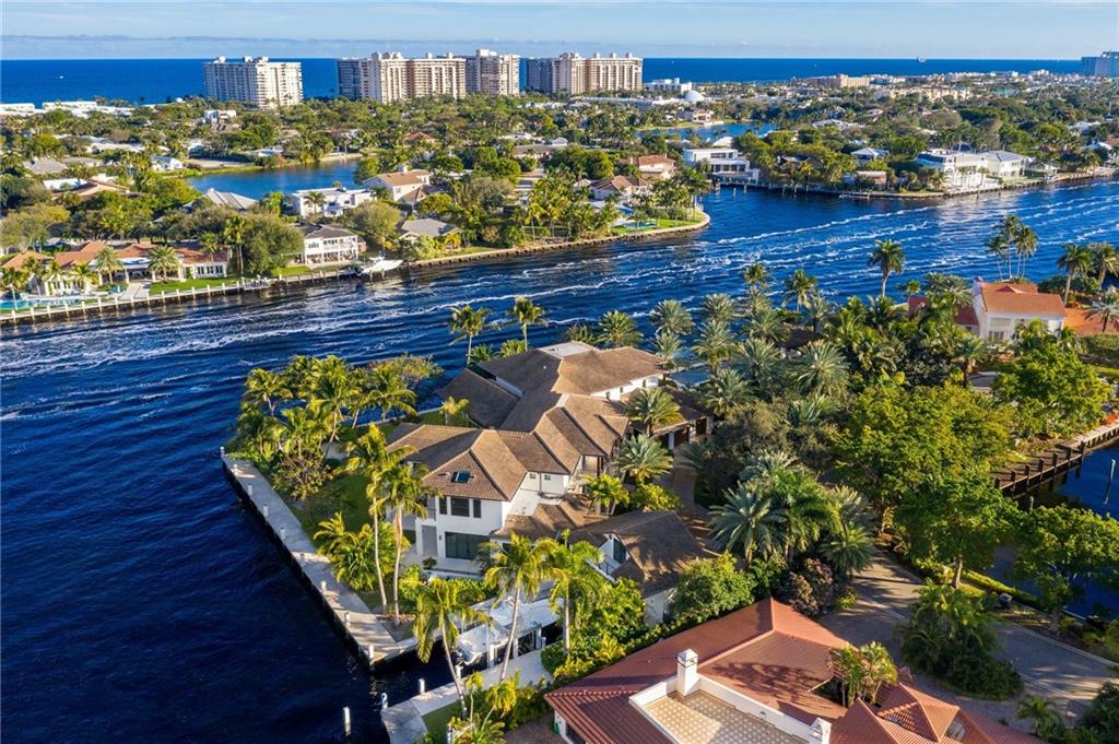 BAY COLONY - Residential