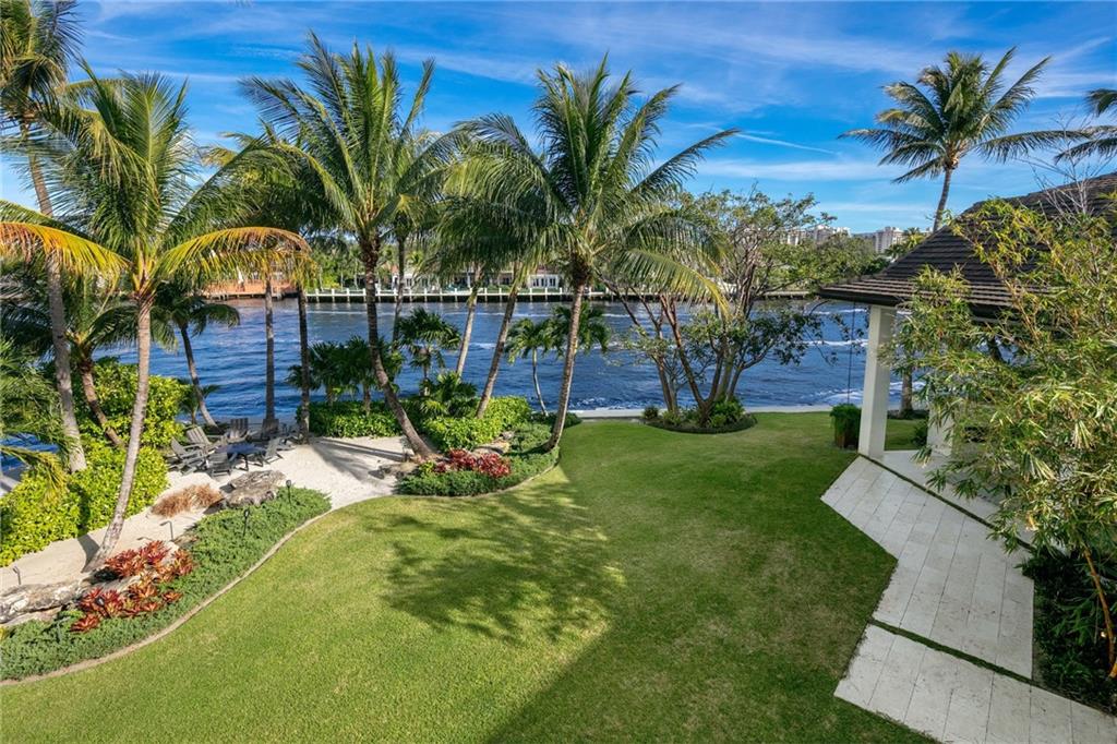 BAY COLONY - Residential