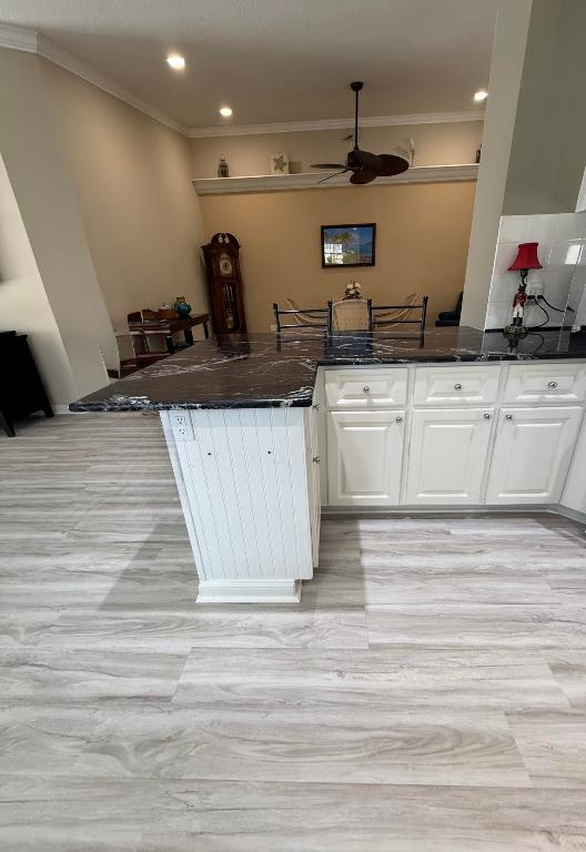 3484 SE Cormorant Place