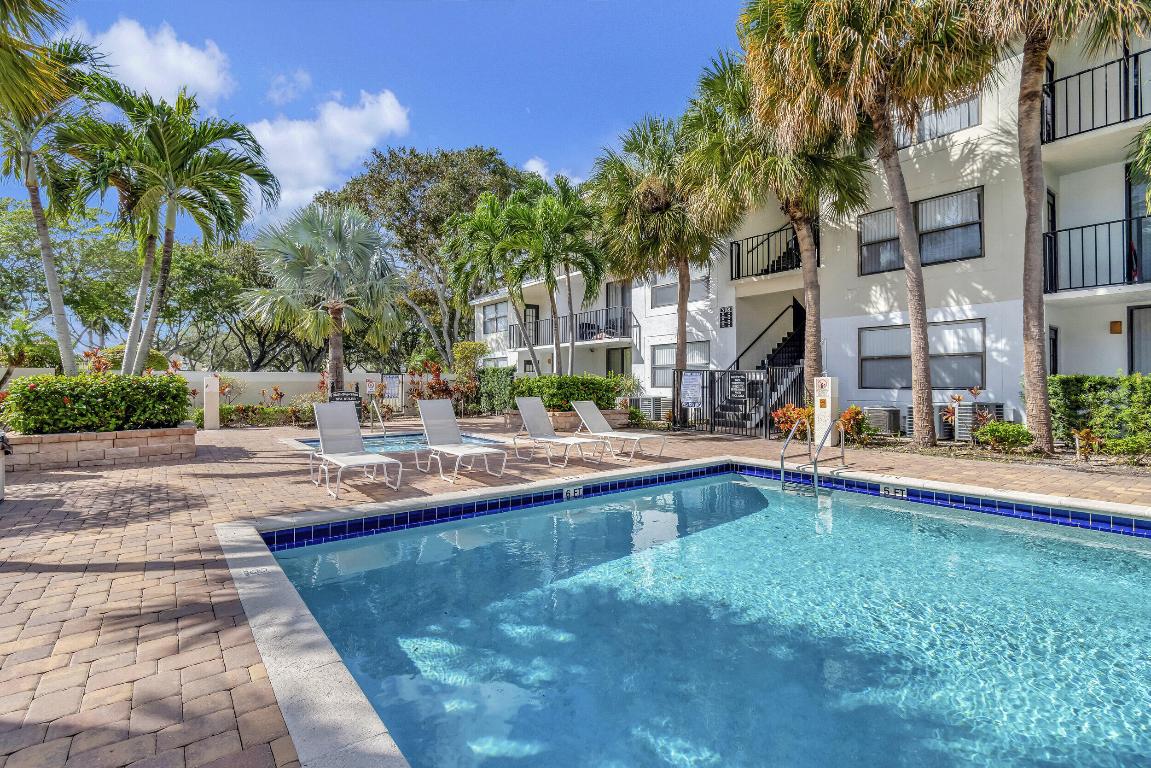 CLEAR LAKE CLUB CONDO - Residential Lease