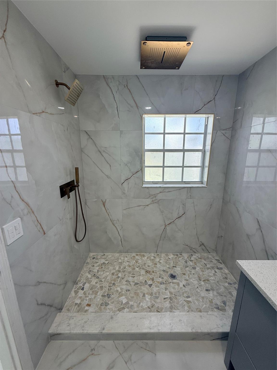 Holiday Spgs Village & - Residential Lease