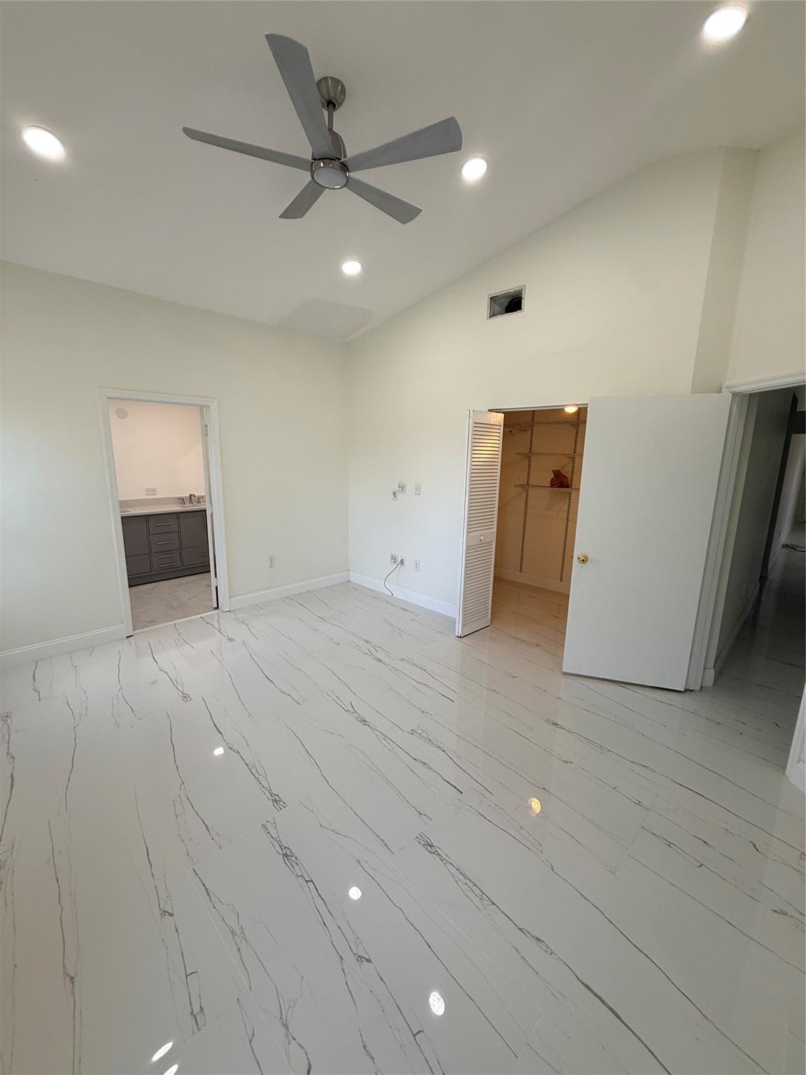 Holiday Spgs Village & - Residential Lease