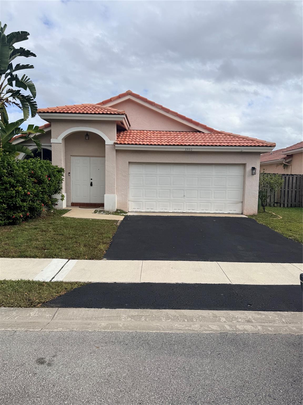 Holiday Spgs Village & - Residential Lease