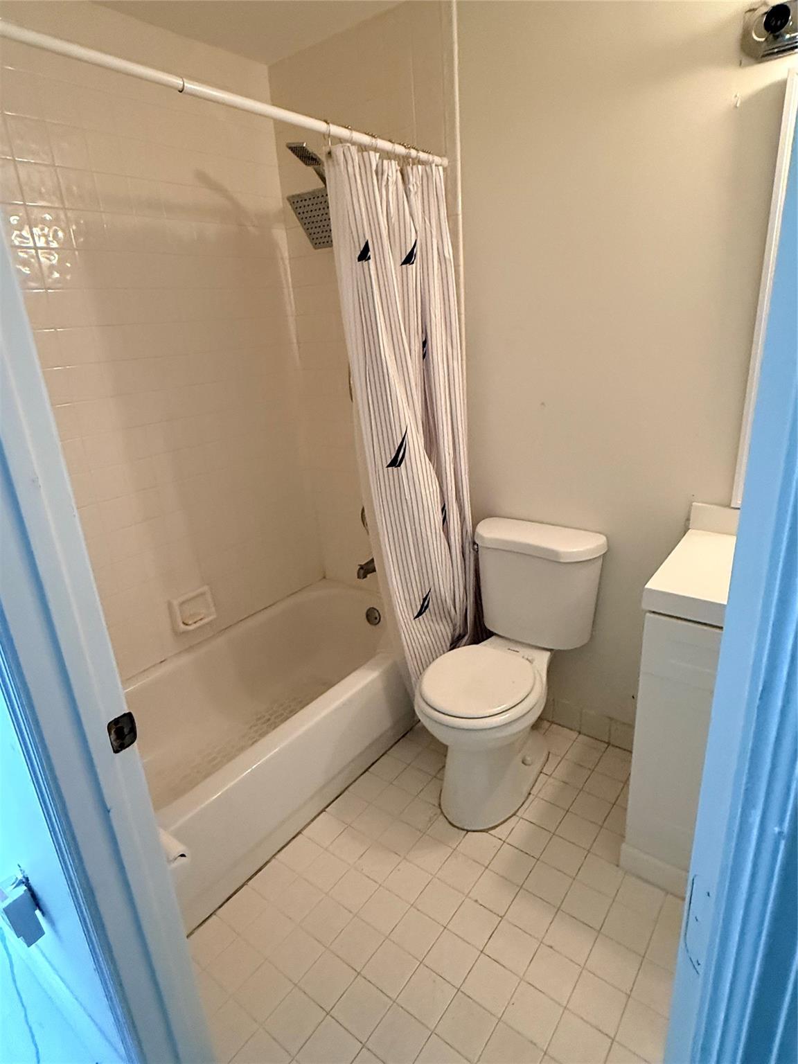 Holiday Spgs Village & - Residential Lease