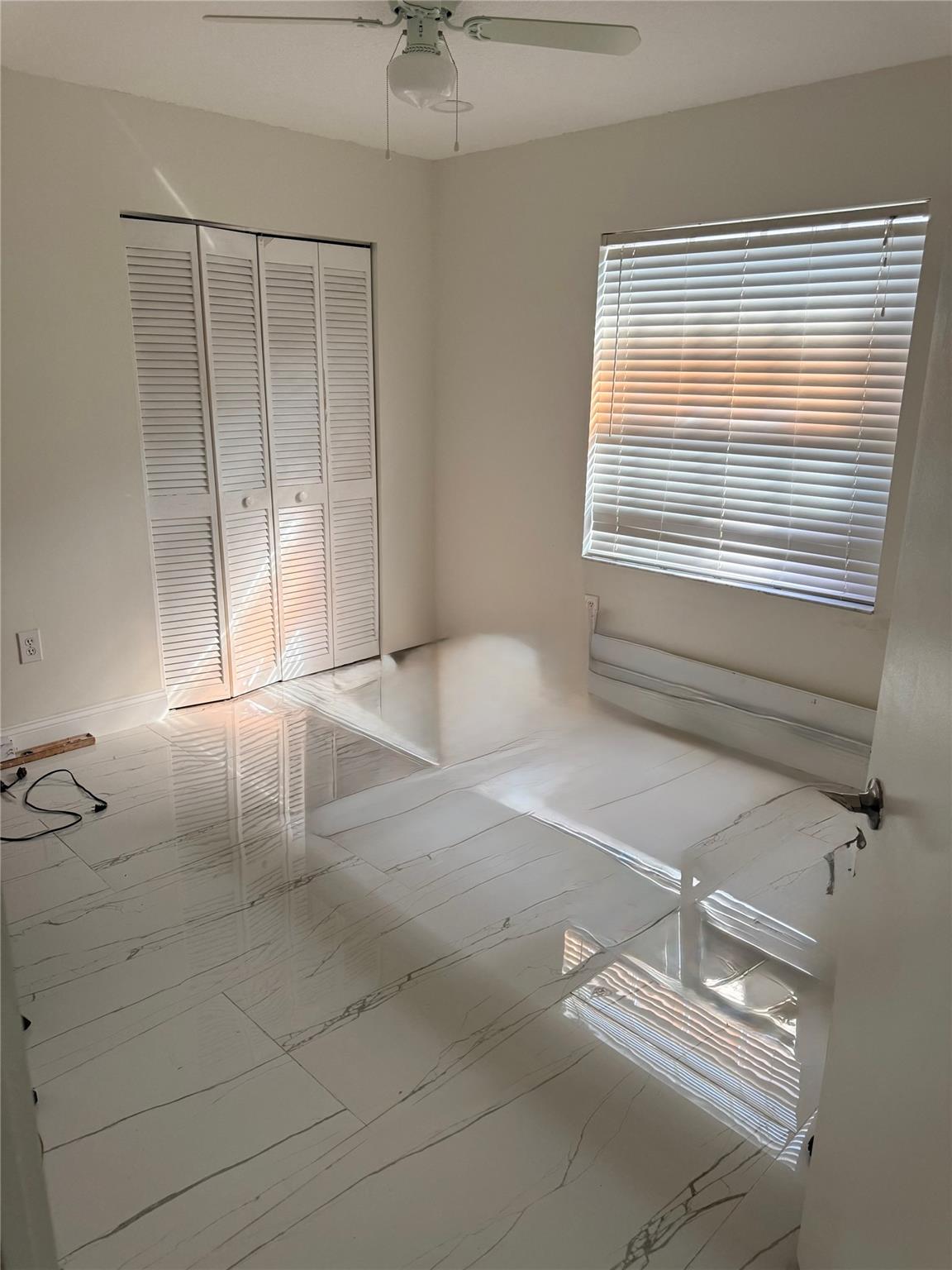 Holiday Spgs Village & - Residential Lease