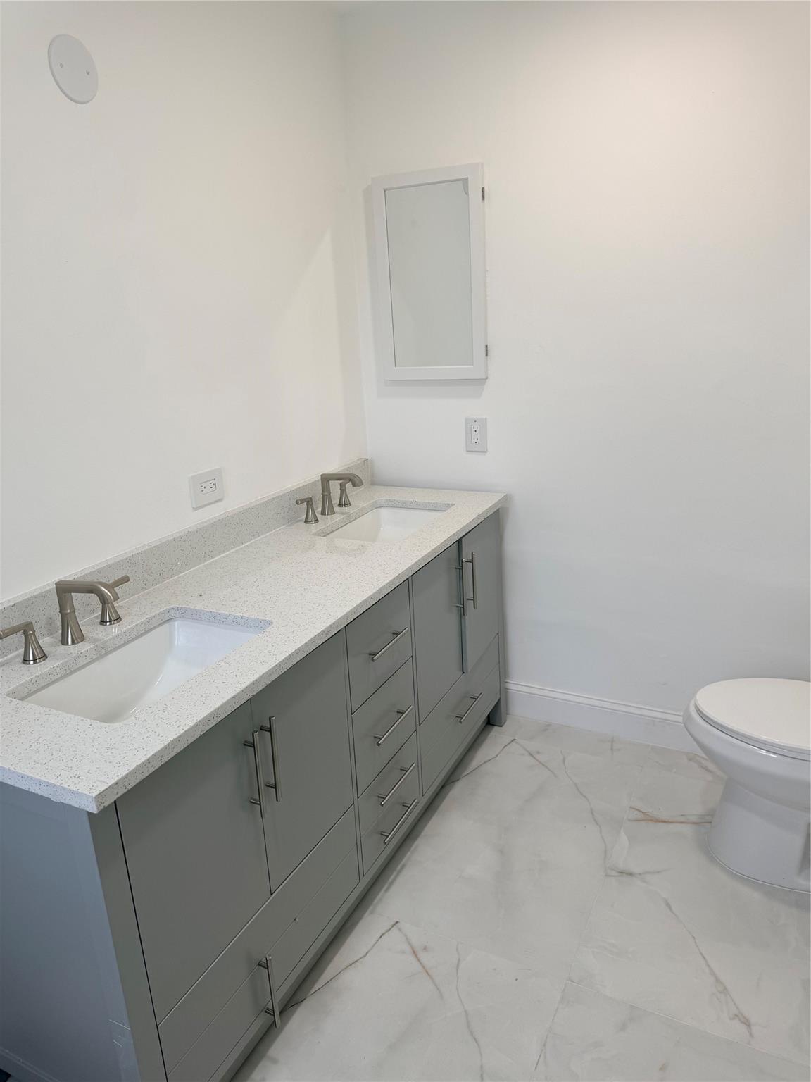 Holiday Spgs Village & - Residential Lease