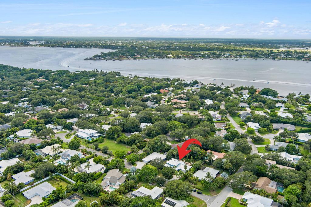 Photo of 4 Lantana Lane, Sewalls Point, FL 34996 (MLS # R11161894)
