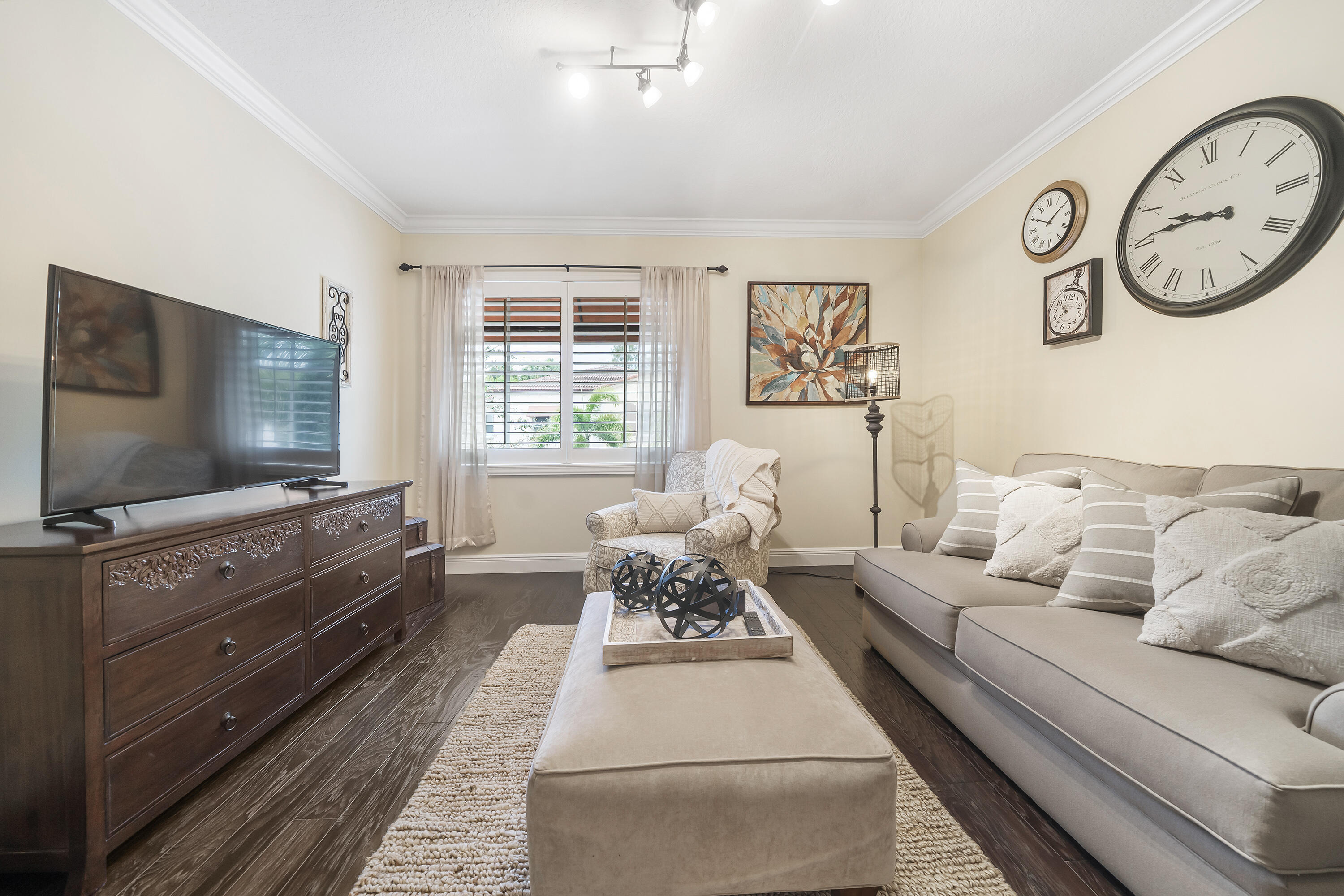 OAKTON PRESERVE - Residential