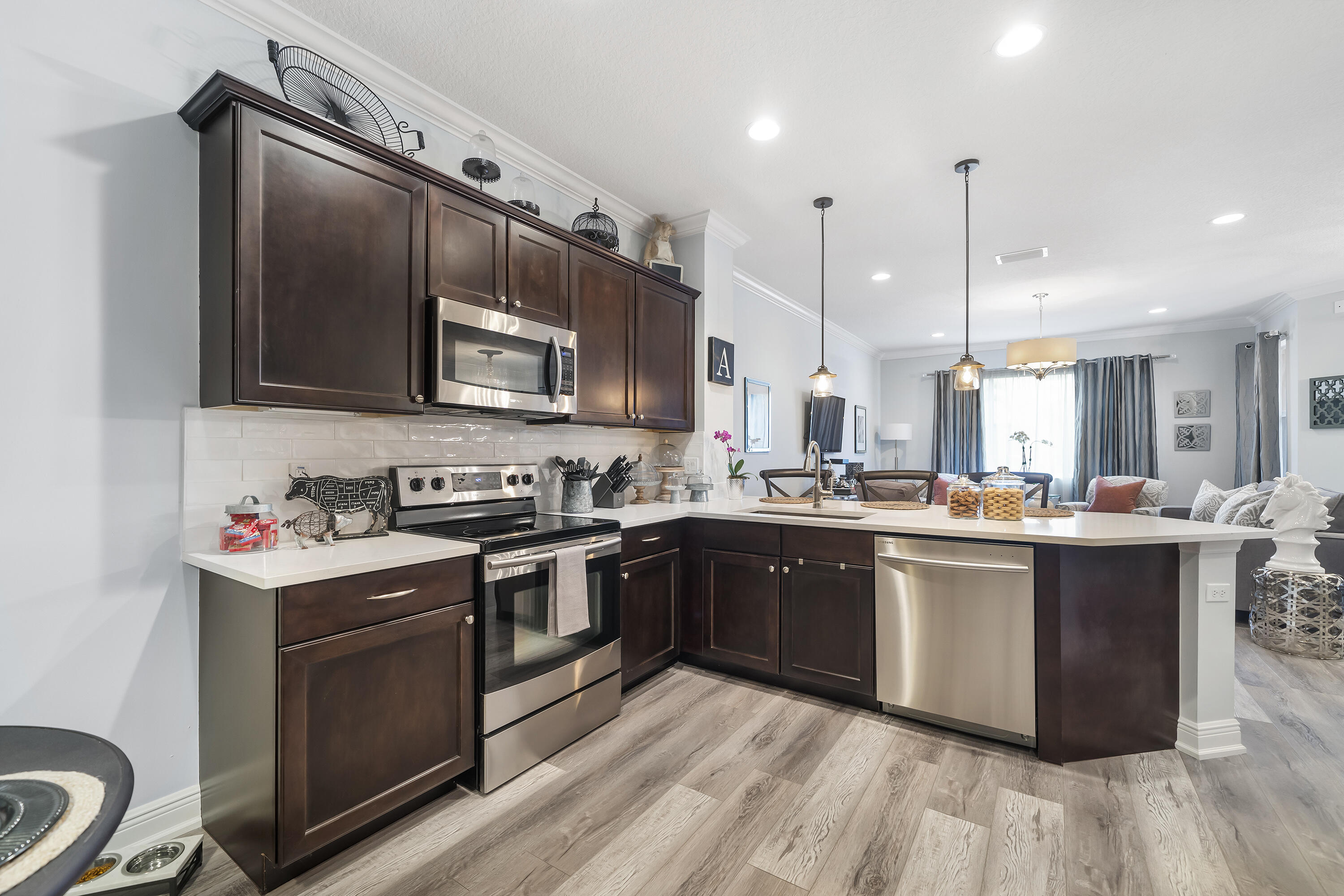 OAKTON PRESERVE - Residential