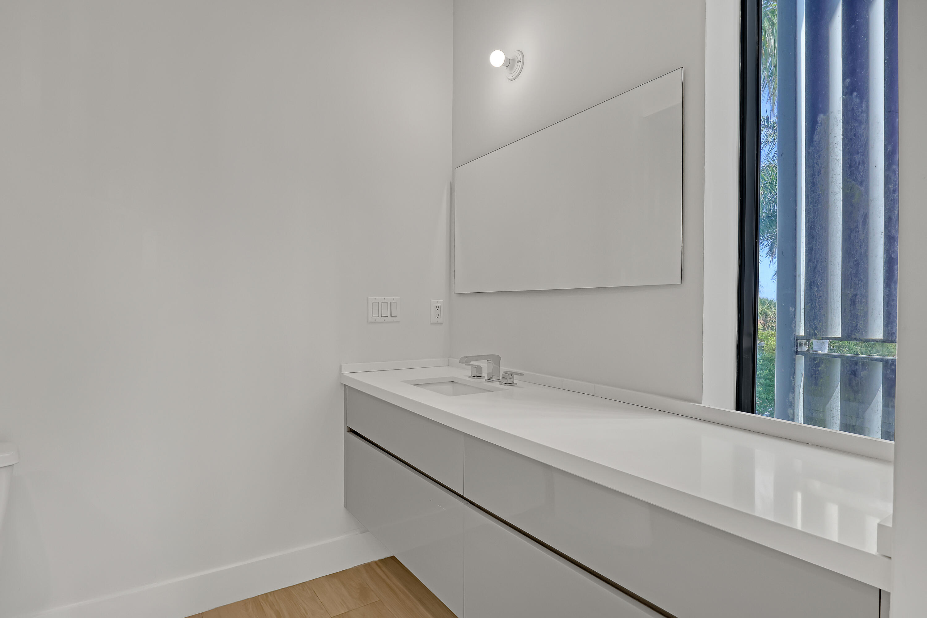 OCEAN EIGHTEEN CONDO - Residential