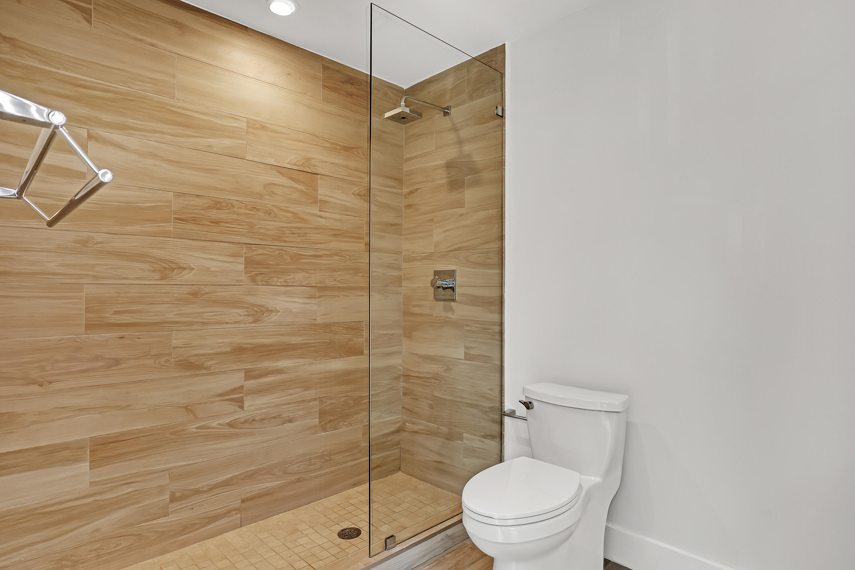 OCEAN EIGHTEEN CONDO - Residential