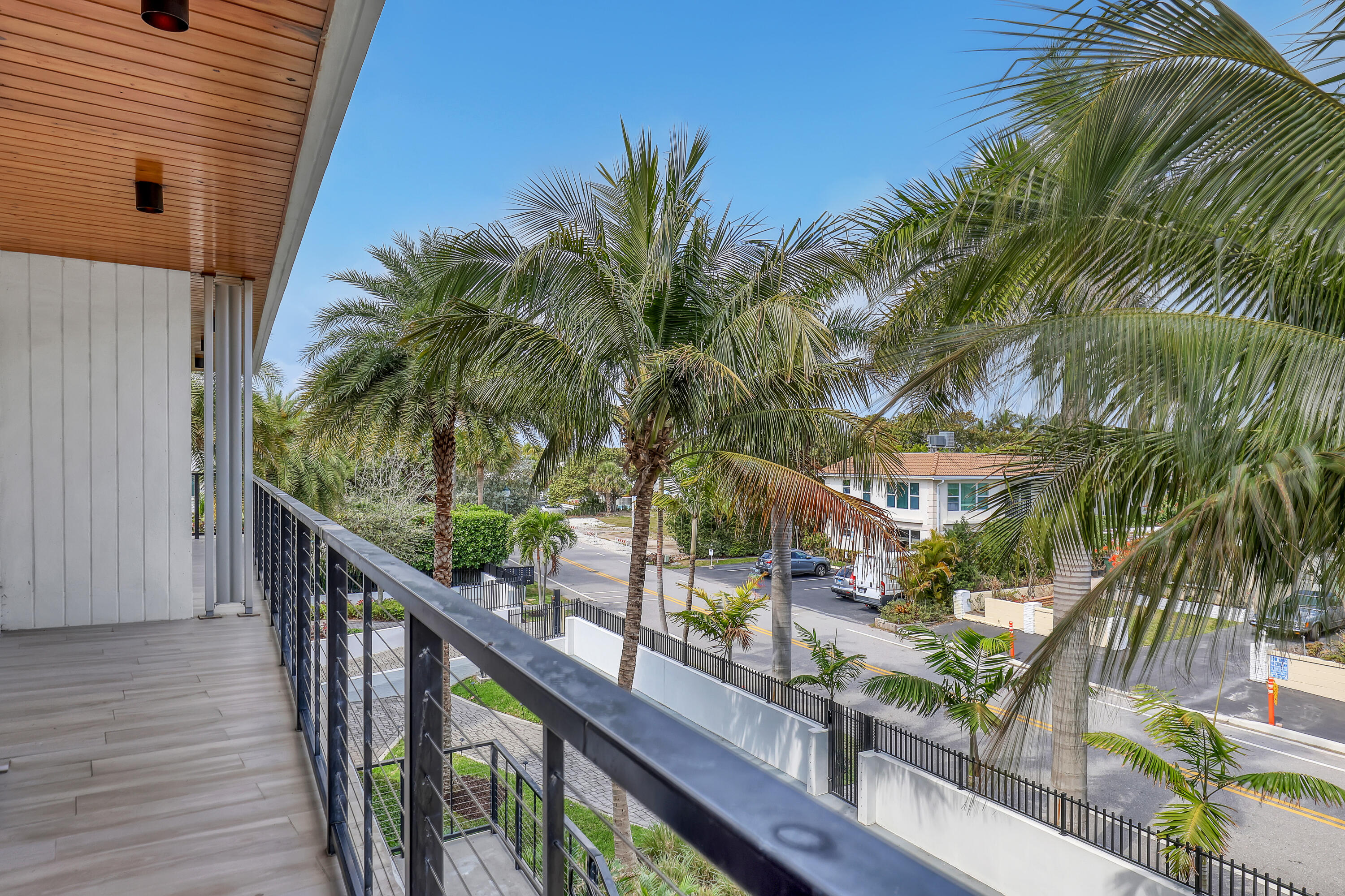 OCEAN EIGHTEEN CONDO - Residential