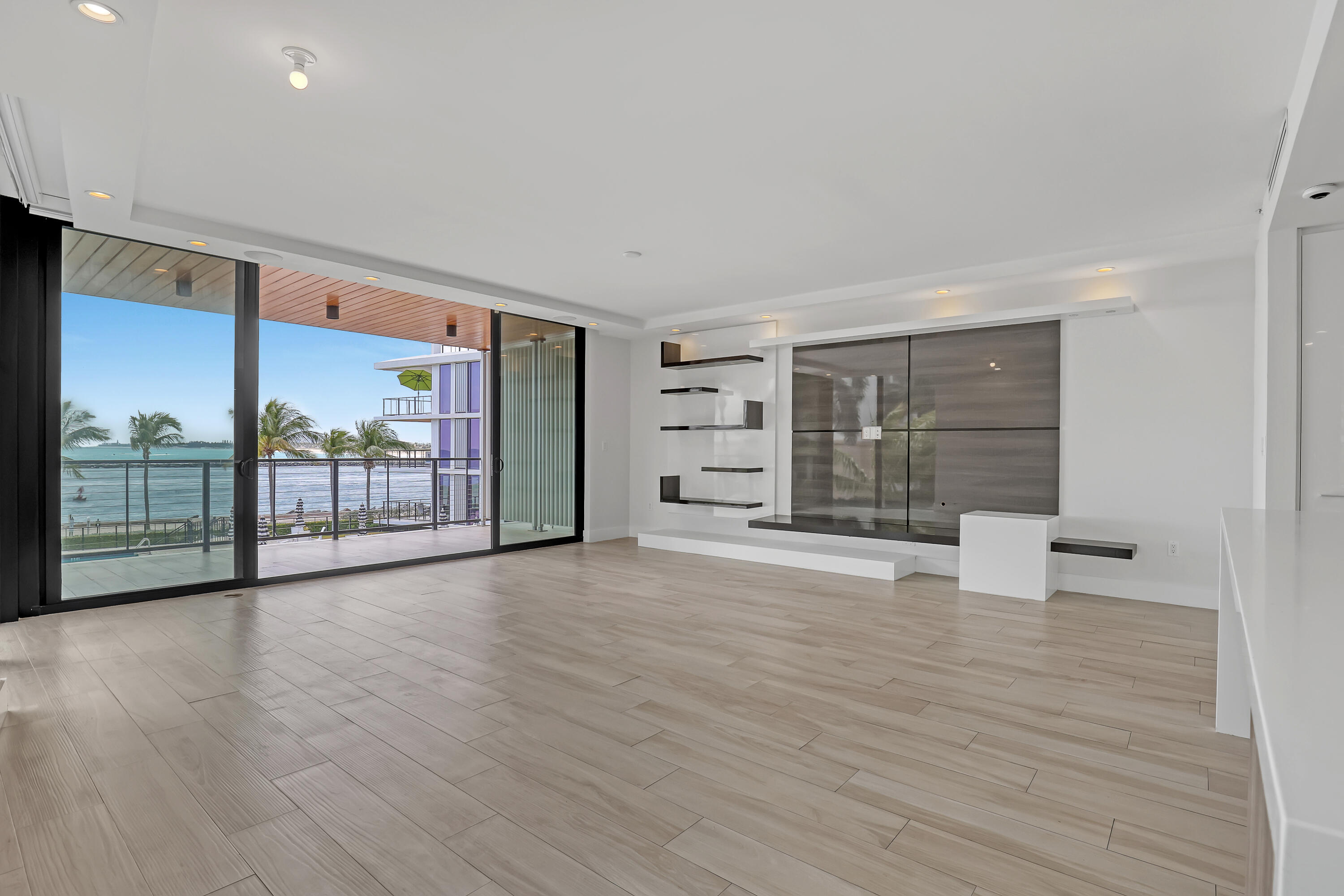 OCEAN EIGHTEEN CONDO - Residential