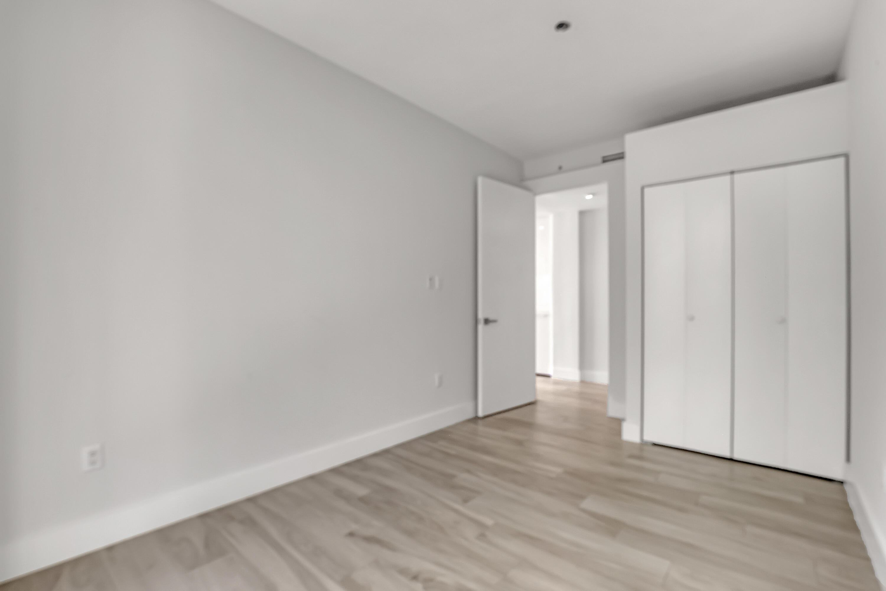 OCEAN EIGHTEEN CONDO - Residential