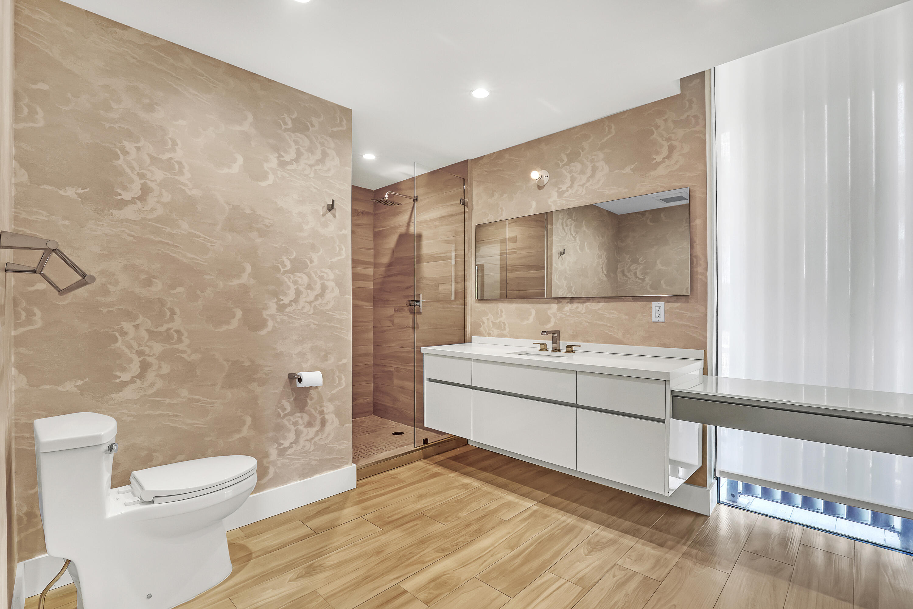 OCEAN EIGHTEEN CONDO - Residential