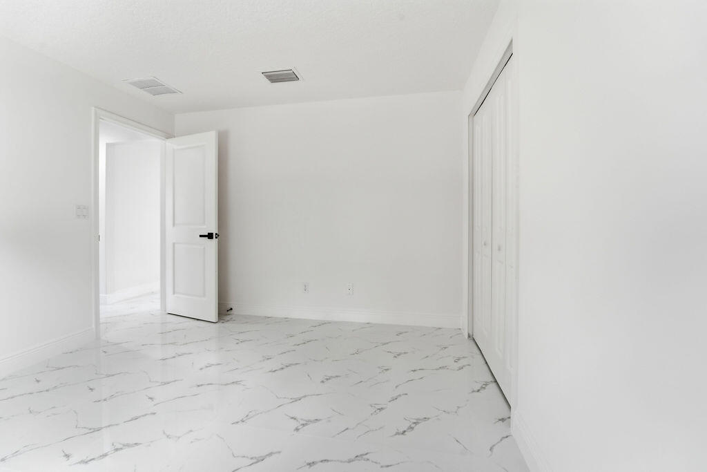 PORT MALABAR UNIT 49 - Residential