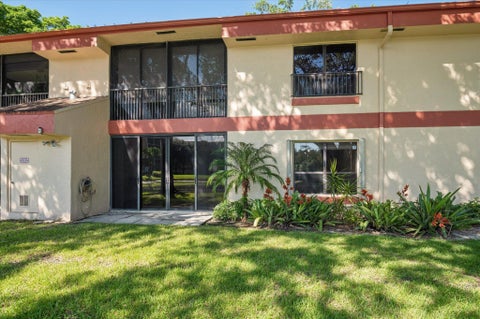 Tiny photo for 4119 CARAMBOLA Circle S #2120, Coconut Creek, FL 33066 (MLS # B26089068)