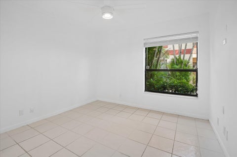 Tiny photo for 4119 CARAMBOLA Circle S #2120, Coconut Creek, FL 33066 (MLS # B26089068)