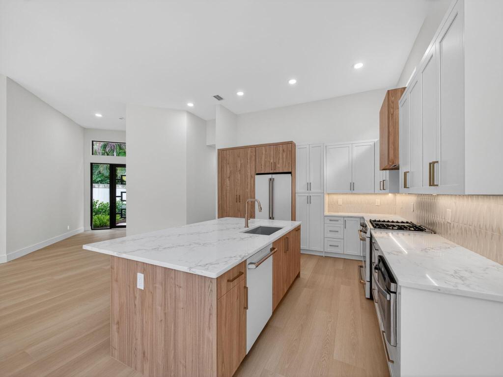 100 Sunset Bay Drive