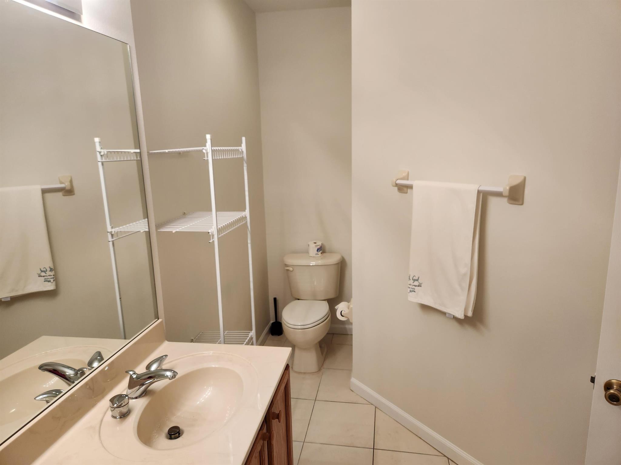 CASTLE PINES CONDOMINIUM - Residential Lease