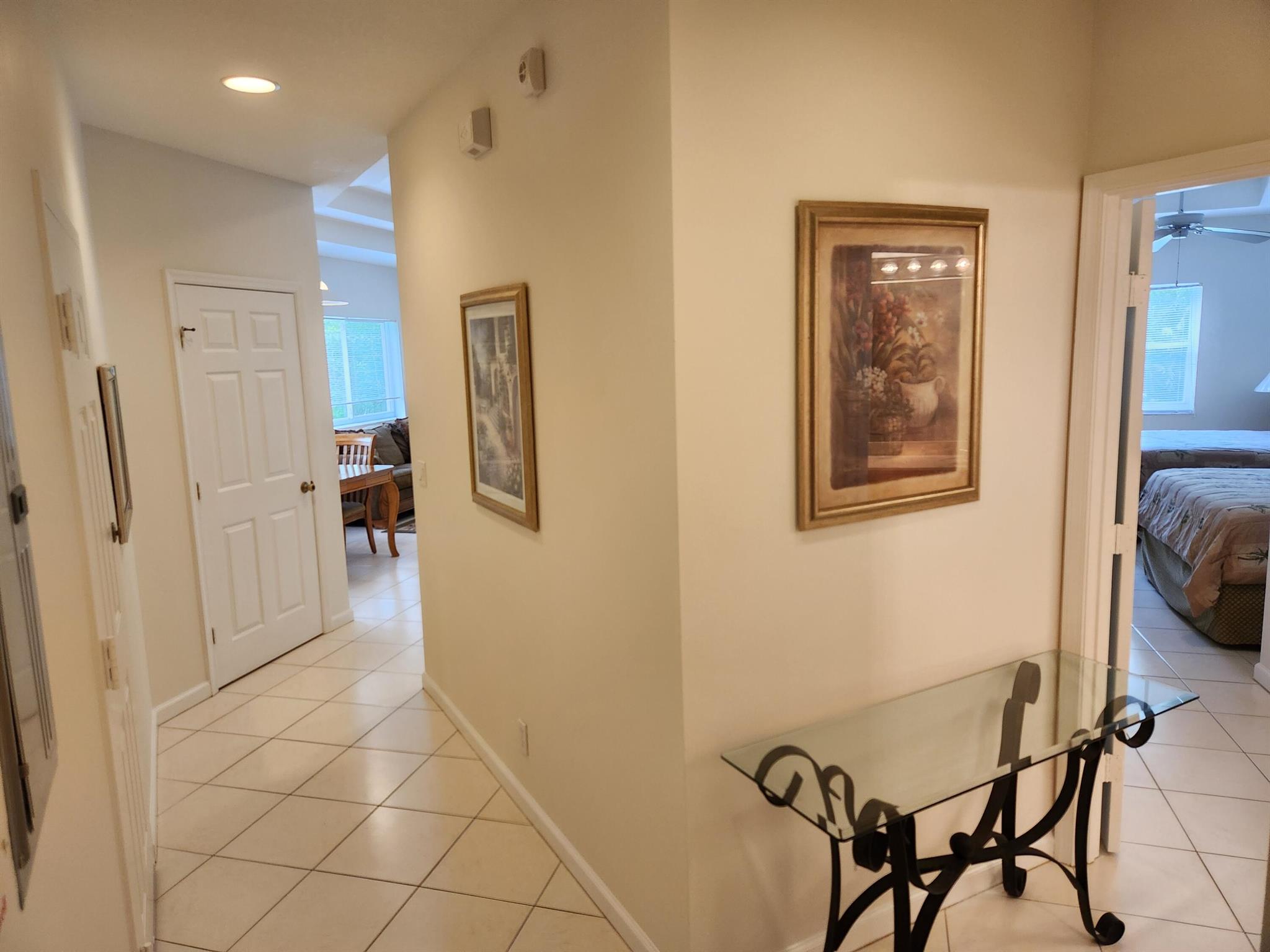 CASTLE PINES CONDOMINIUM - Residential Lease