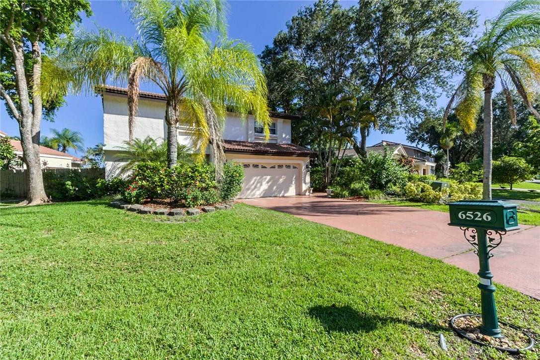 VISTA VERDE - Residential