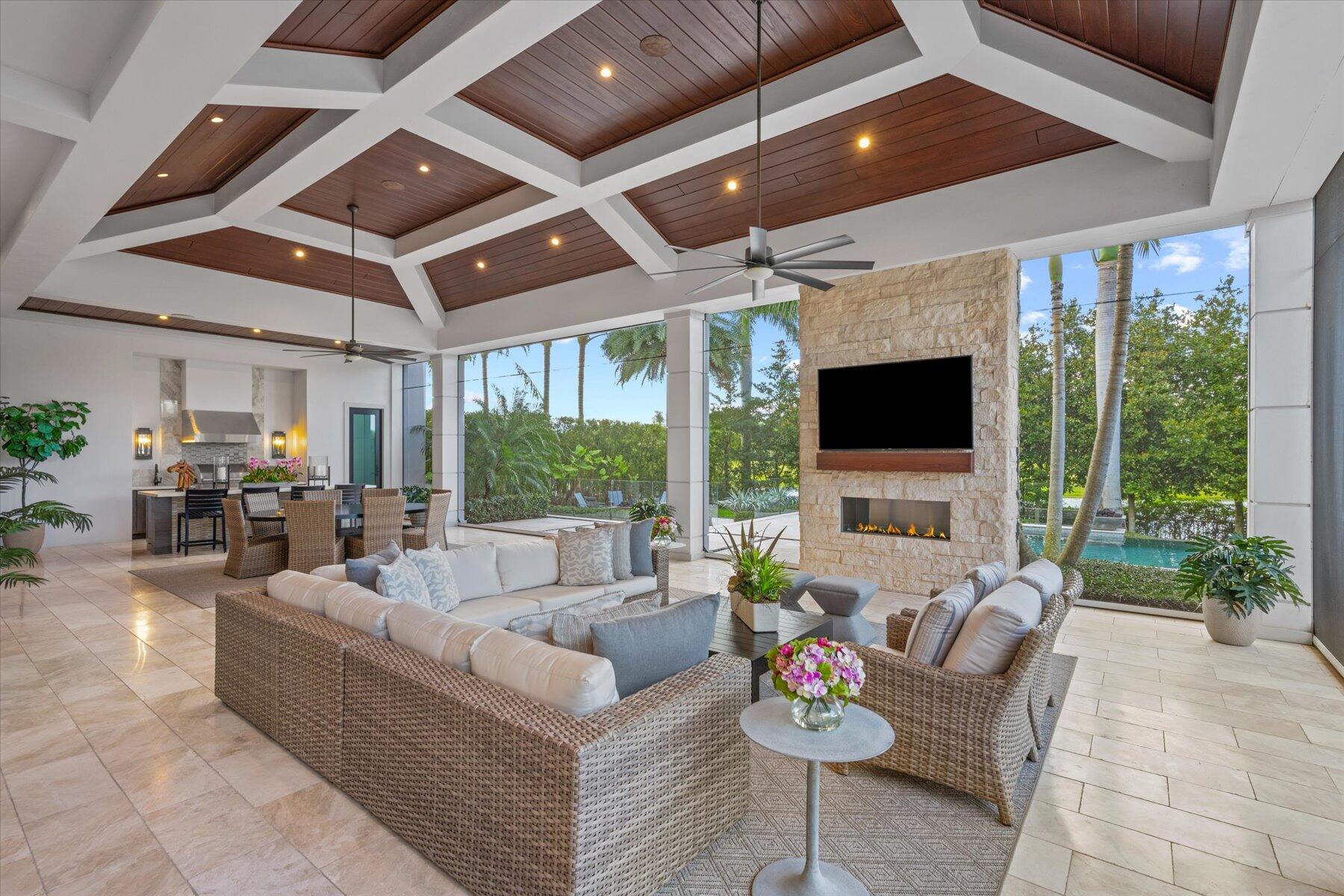 CYPRESS ISLAND OF PALM BEACH POLO & COUN - Residential