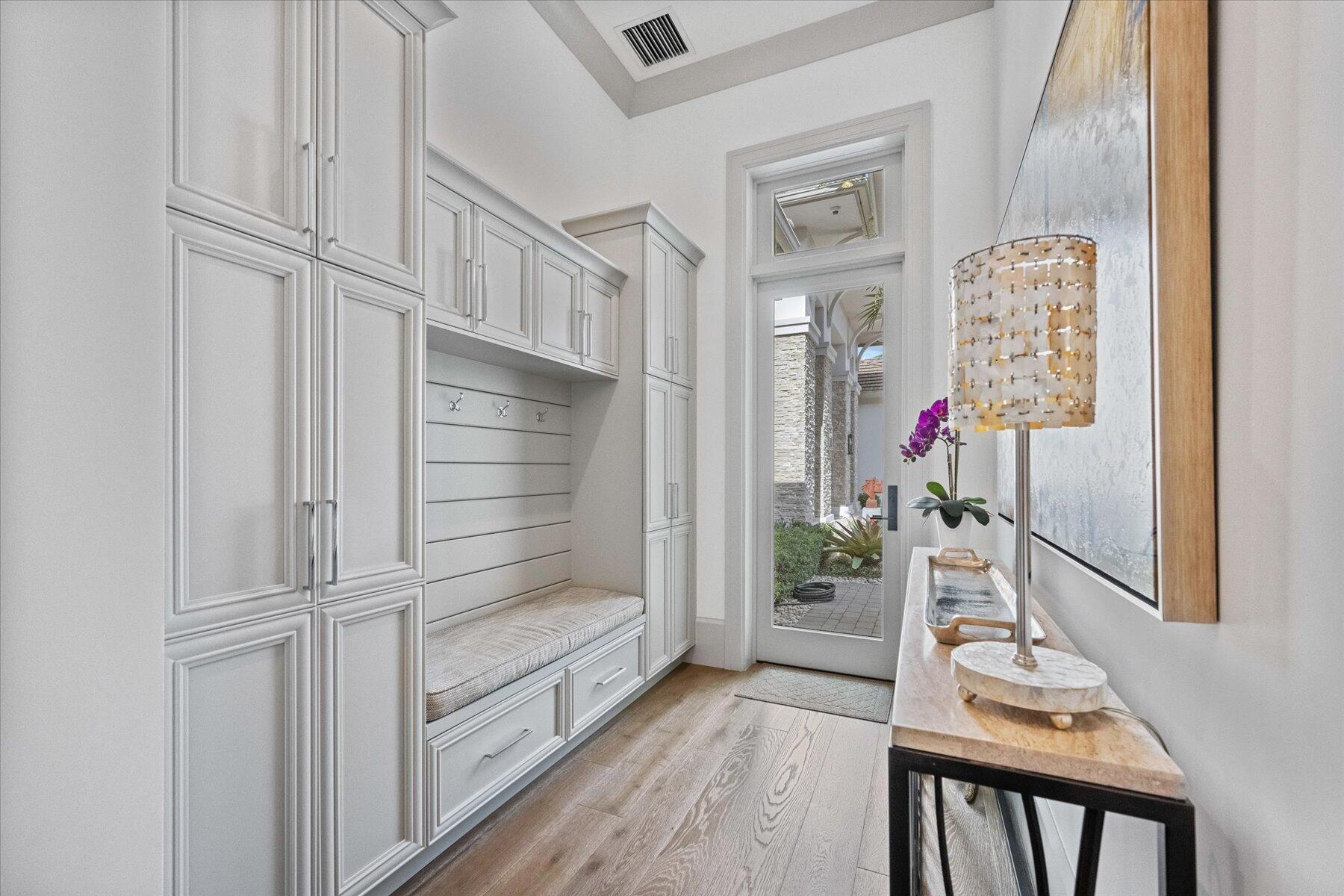 CYPRESS ISLAND OF PALM BEACH POLO & COUN - Residential