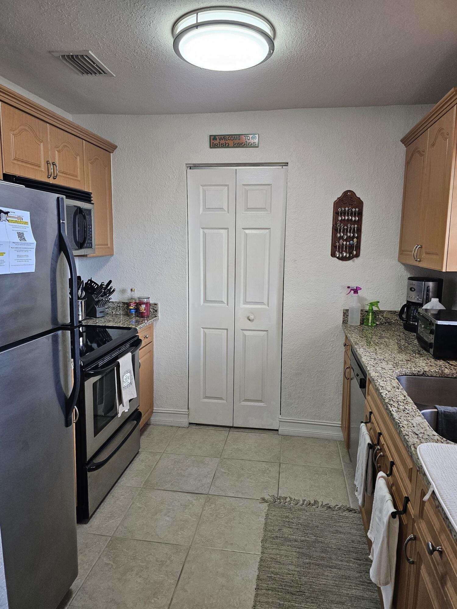 200 Countryclub Drive 108