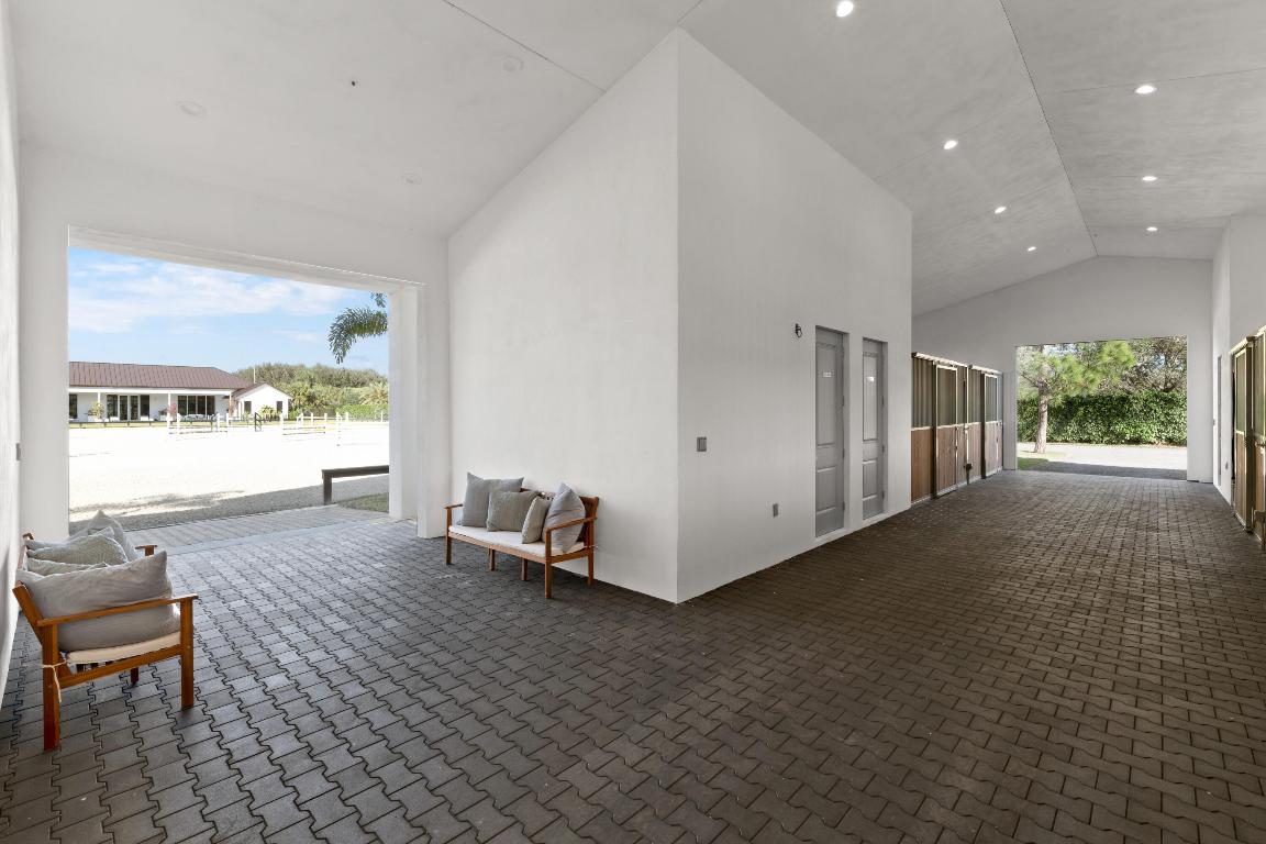 SADDLE TRAIL PARK OF WELLINGTON - Residential