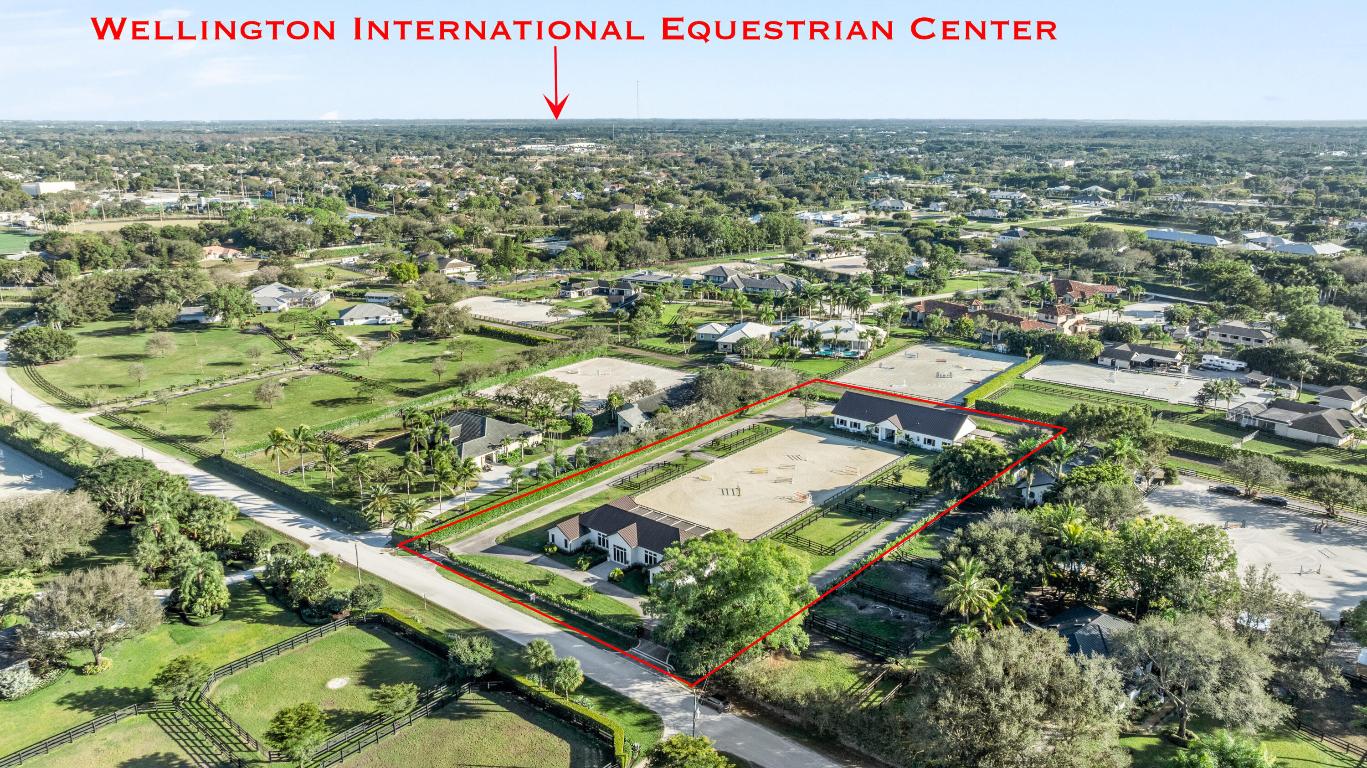 SADDLE TRAIL PARK OF WELLINGTON - Residential