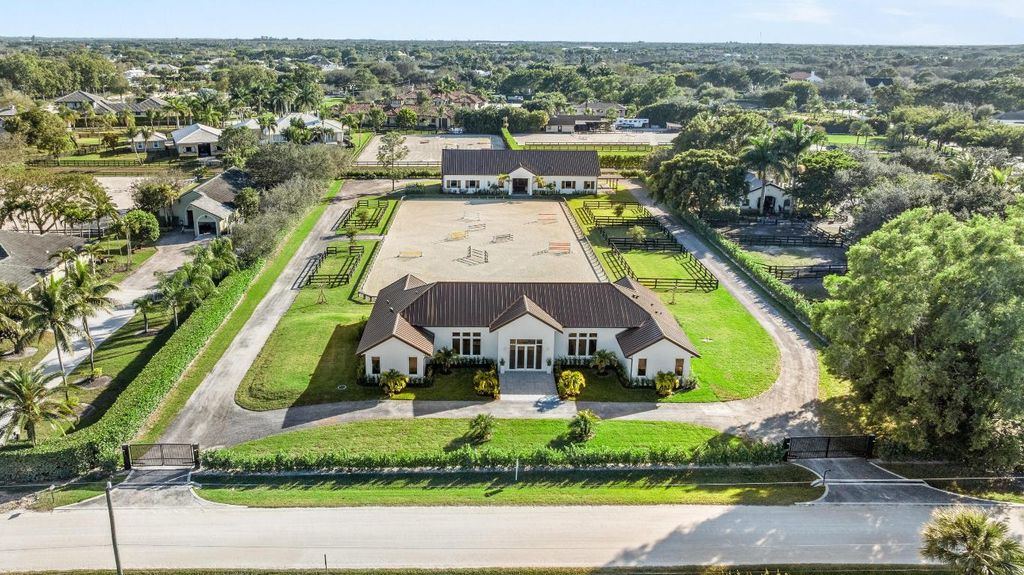 Photo of 2889 Appaloosa Trail, Wellington, FL 33414 (MLS # R11156556)