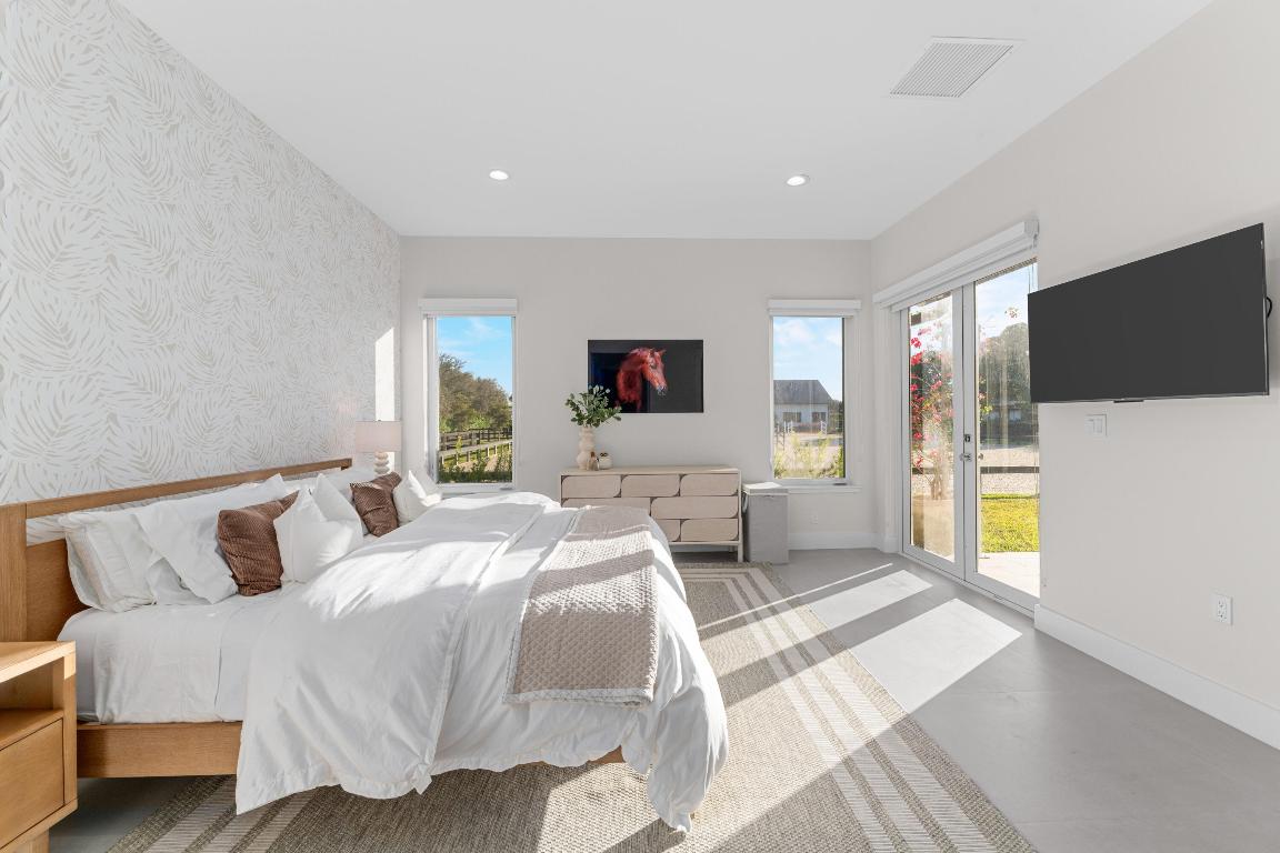 SADDLE TRAIL PARK OF WELLINGTON - Residential