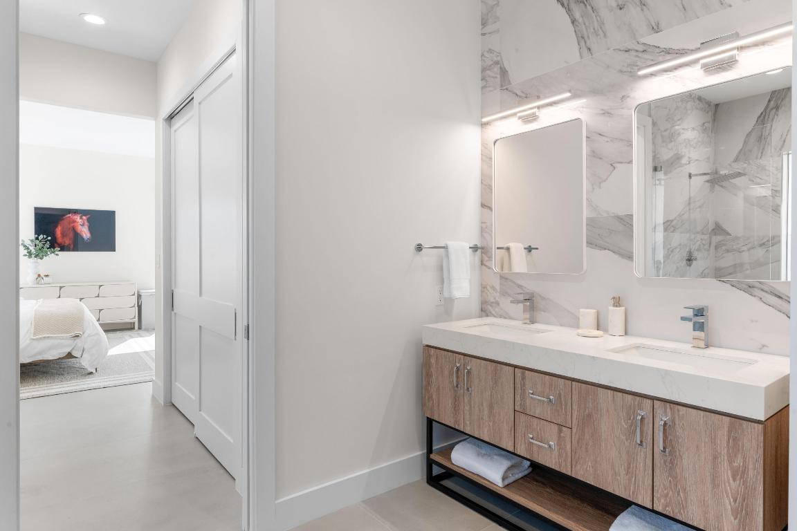 SADDLE TRAIL PARK OF WELLINGTON - Residential