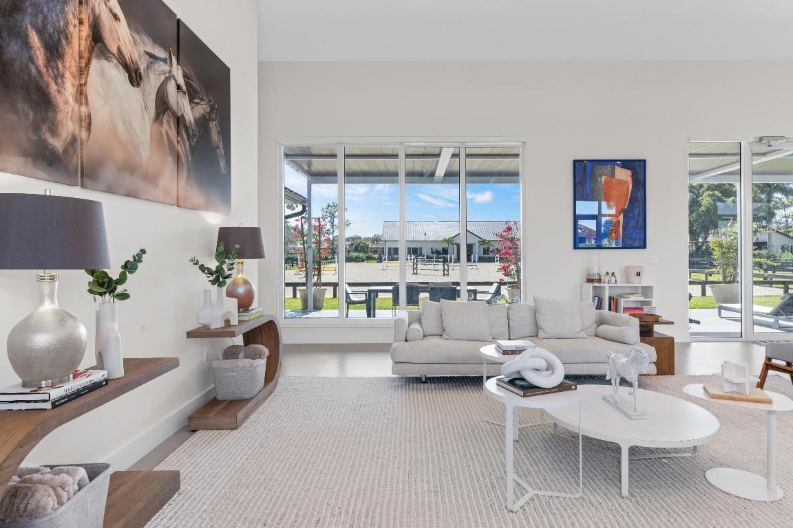 SADDLE TRAIL PARK OF WELLINGTON - Residential