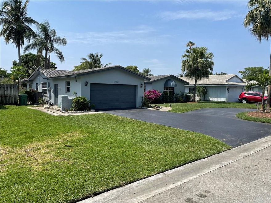 JUST BEING ACTIVE ON THE MARKET. SELLER SAYS "SELL". 4 BEDROOM 2 BATH PLUS FAMILY ROOM POOL HOME IN THE HEART OF CORAL SPRINGS. GREAT HOUSE FOR ENTERTAINING A LARGE FAMILY. NICE SIZED YARD WITH A POOL. PERFECT FAMILY NEIGHBORHOOD IN THE WINDINGS SUBDIVISION. TILE FLOOR THROUGHOUT. VERY WELL DISTRIBUTED FROM THE ENTRANCE. TILED ROOF AND AC IS 4 YEARS OLD.FIRST CO LOW PROPERTY TAX THAT WILL KEEP YOUR BUYER QUALIFIED. TO BE SOLD ON A FIRST COME FIRST SERVED BASIS. NO HOA GREAT NEIGHBORHOOD. PRICE IS NEGOTIABLE.